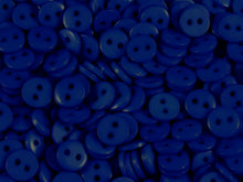 Load image into Gallery viewer, 50 x 18mm 2 Hole Round Buttons